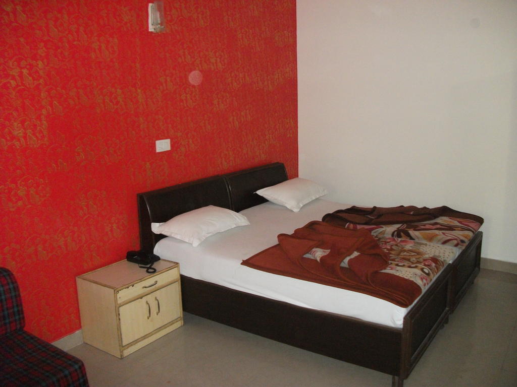 Shalimar Hotel New Delhi Phòng bức ảnh