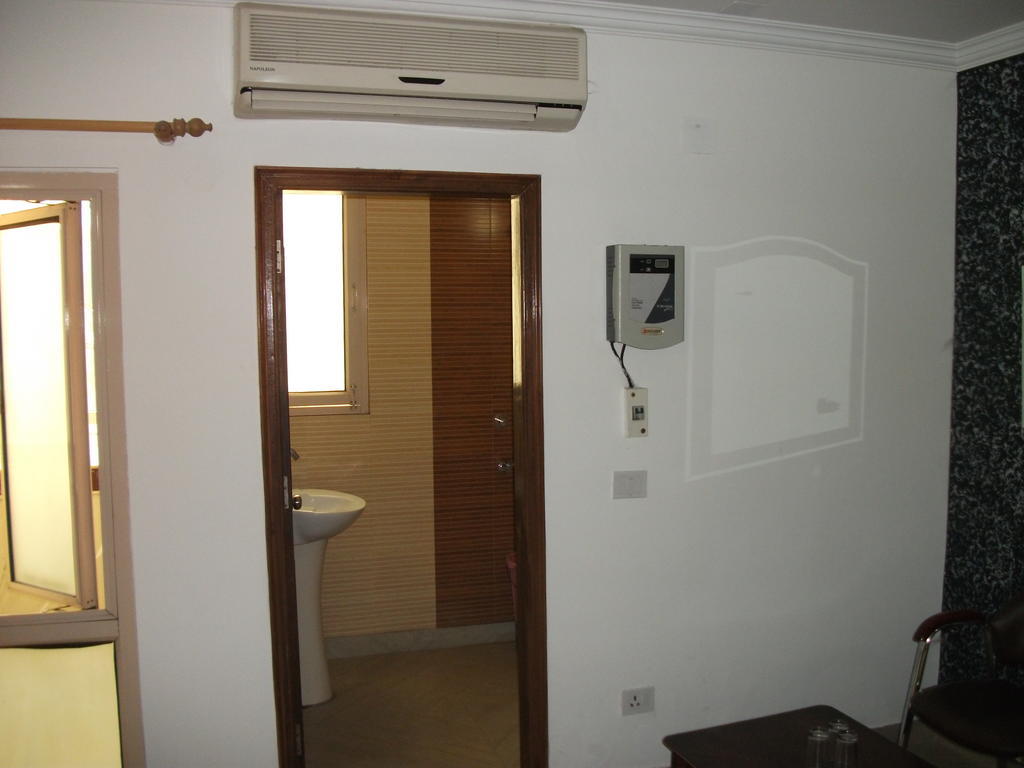 Shalimar Hotel New Delhi Ngoại thất bức ảnh